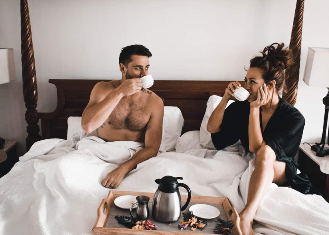 Совместный сон в паре. Плюсы и минусы. | Твой Коуч.ру