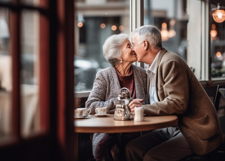 Старость вдвоем: эмоциональная поддержка в любви | Твой Коуч.ру